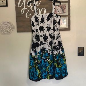 Like new condition flower dress
